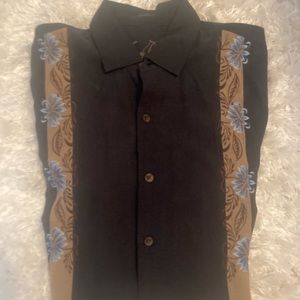 Tommy Bahama men’s button down shirt